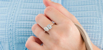 Aquamarine vs Diamond Engagement Ring - The Complete Comparison