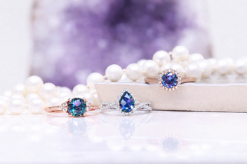 Lab-Grown vs Natural Alexandrite: What Shoppers Actually Need to Know