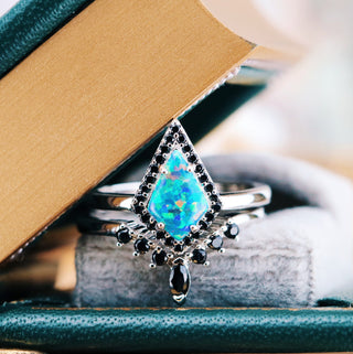 Kite Cut Green Fire Opal & Black Onyx Ring Set in Sterling Silver