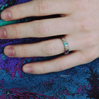 Oval Cut Emerald Leaf Couples Ring Set