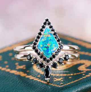 Kite Cut Green Fire Opal & Black Onyx Ring Set in Sterling Silver