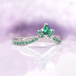 Feyra Emerald and Moissanite Engagement Ring Set- 14K White Gold