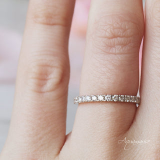 Minimalist Diamond Wedding Band in Platinum (2mm)