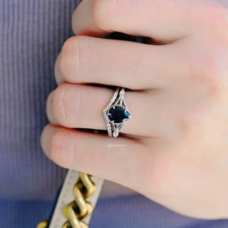 Black Rings for Women: Meaning, Styles and How to Choose