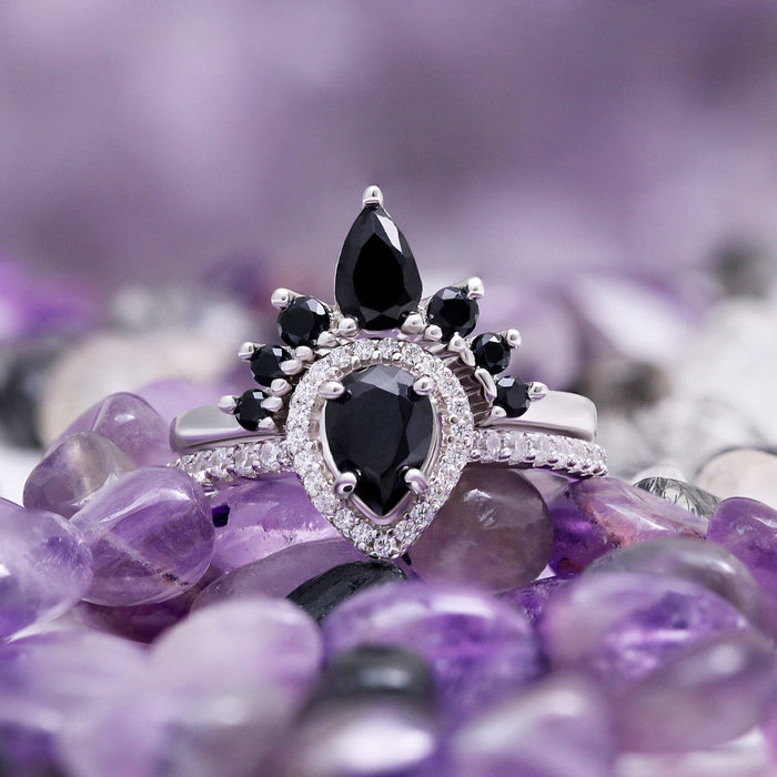 Black Diamond Engagement Rings: The Complete Buying Guide