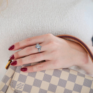 Oval vs Emerald Cut Aquamarine Rings: Which Look Is More Flattering?