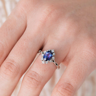 Why Alexandrite Rings Change Color: What to Know Before You Buy