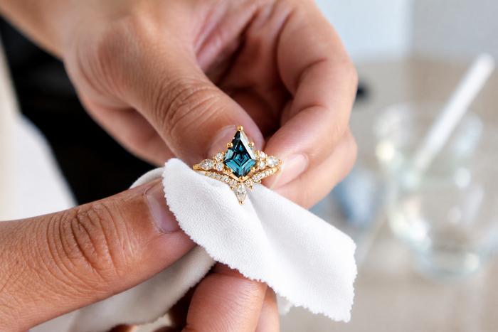 Comment entretenir ses bijoux en or