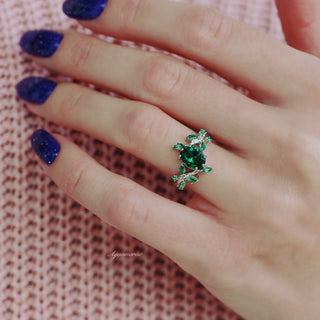Oval Cut Emerald Leaf Couples Ring Set
