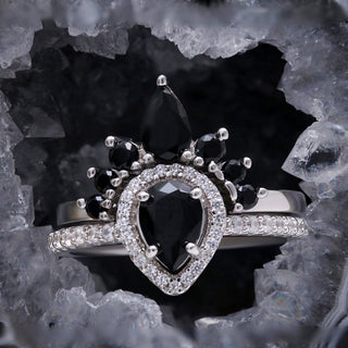 Sterling silver black onyx ring set shown from the side profile