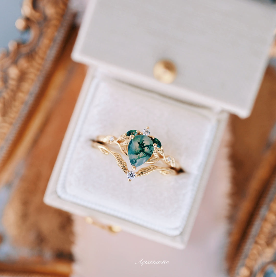 Airee Green Moss Agate  Feather Engagement Ring- 14K Yellow Gold Vermeil