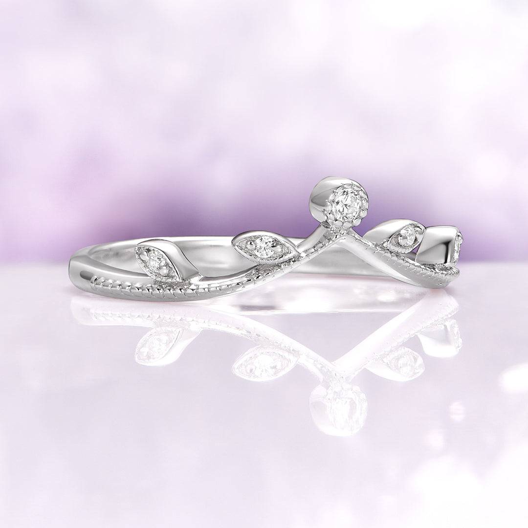 Vintage Leaf Wedding Band in Sterling Silver
