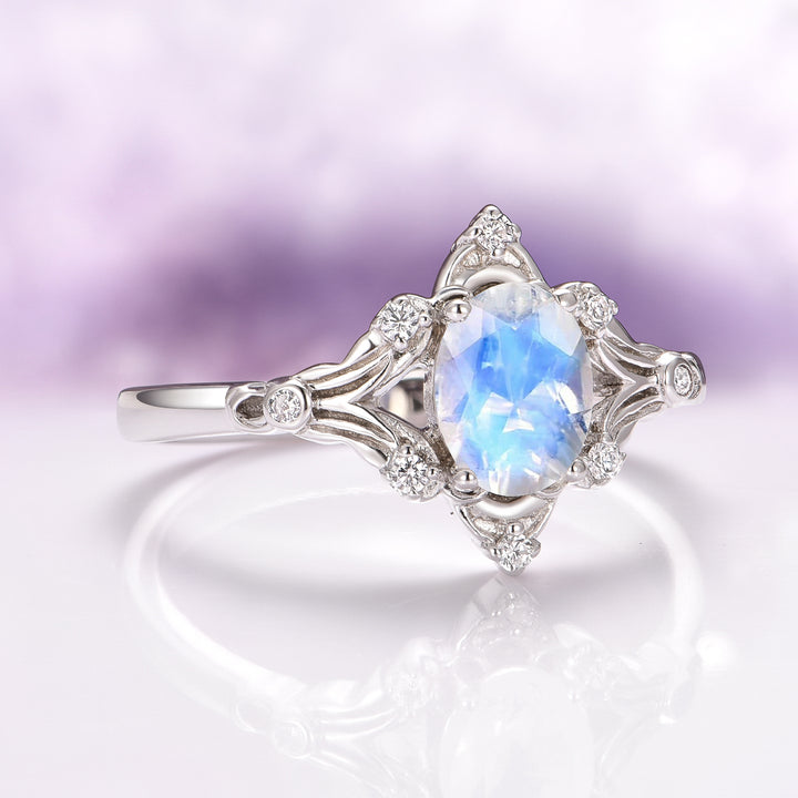 Maeve Vintage Moonstone Ring in Sterling Silver