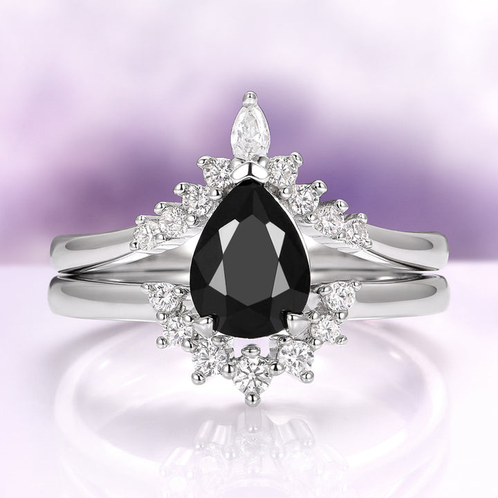 Lunette Black Onyx Ring Set in Sterling Silver