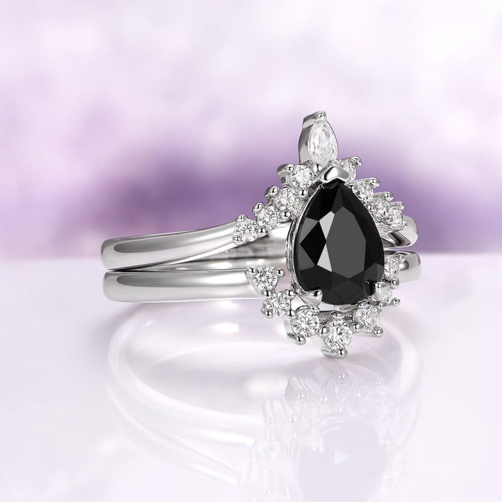Lunette Black Onyx Ring Set in Sterling Silver