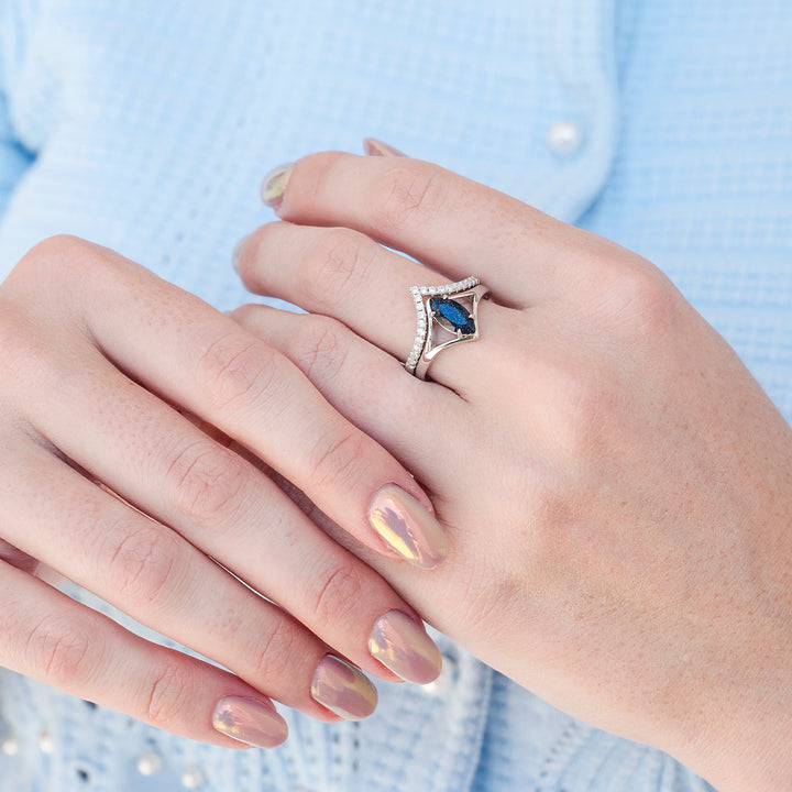 Starry Night Engagement Ring Set in Sterling Silver