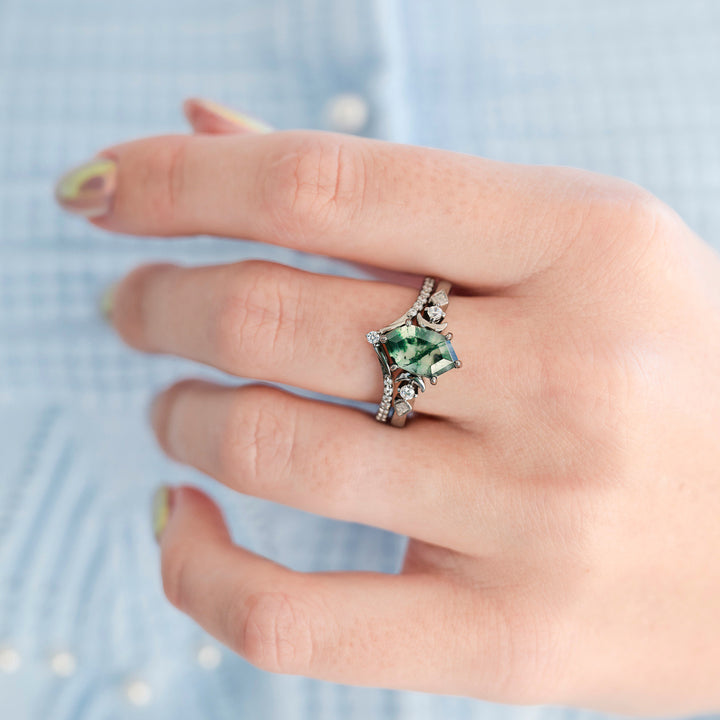 Elara Hexagon Green Moss Agate & Crescent Moon Ring Set in Black Ruthenium