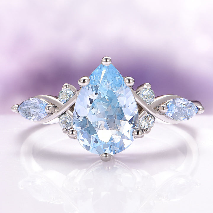 Feyra Aquamarine Engagement Ring Set in 14K White Gold