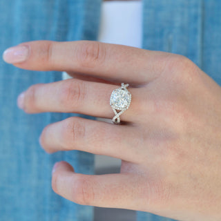 Unique simulated diamond engagement ring by Aquamarise