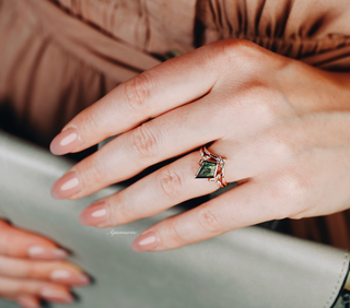 Kite Green Moss Agate Bezel Engagement Ring Set in 14K Solid Rose Gold