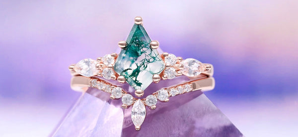 unique engagement ring Aquamarise