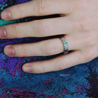 Bezel Emerald Hammered Wedding Band in Sterling Silver (5.5mm)