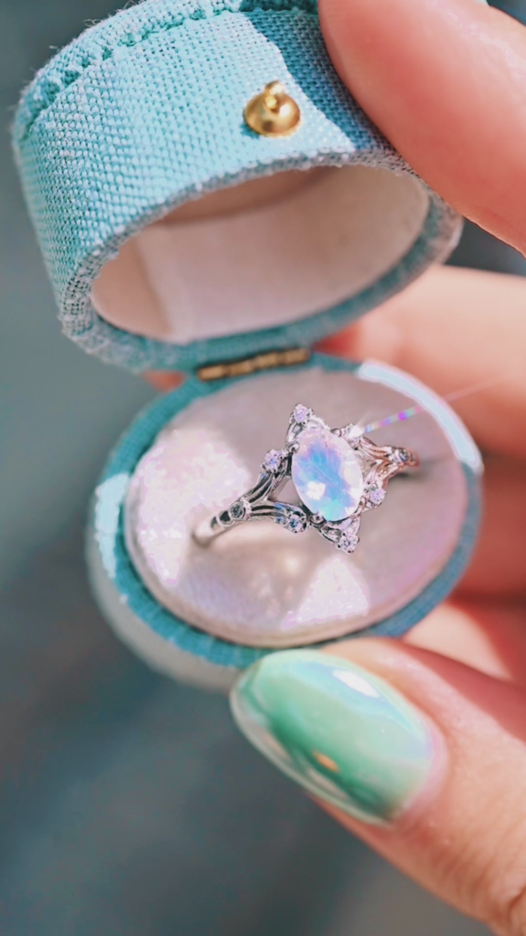 Maeve Vintage Moonstone Ring in Sterling Silver