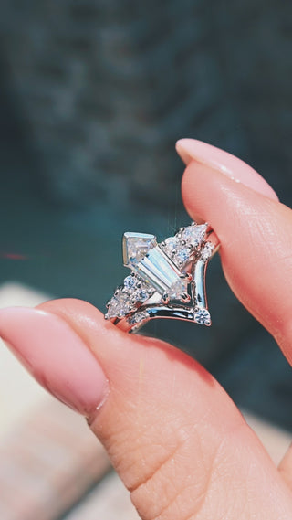 Video of the coffin and kite cut gothic diamond ring in 14K white gold by Aquamarise Gold, shown in motion