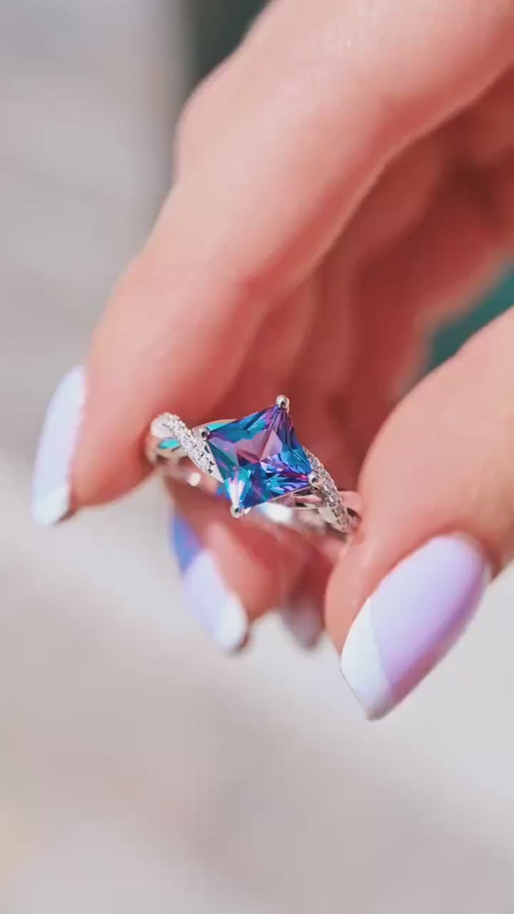 Sophia Twisted Vine Alexandrite Ring in Sterling Siver