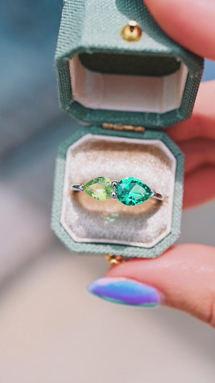 Toi Et Moi Peridot and Emerald Ring in Sterling Silver