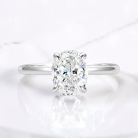 Solitaire engagement ring by Aquamarise shown in a ring style banner