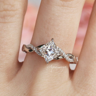 Sophia Lab-Grown Diamond Engagement Ring in 14K White Gold (IGI Certified)