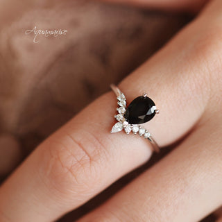 Lunette Black Onyx Ring Set in Sterling Silver