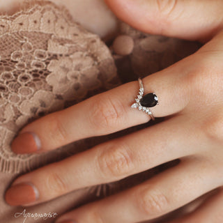 Lunette Black Onyx Ring Set in Sterling Silver