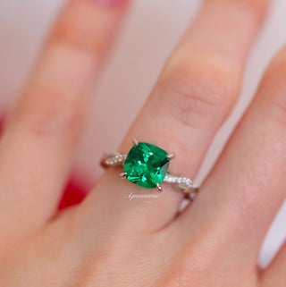Sophia Twisted Vine Emerald Ring in Sterling Silver