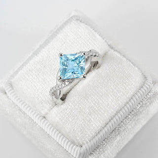 Sophia Twisted Vine Aquamarine Engagement Ring in 14K White Gold
